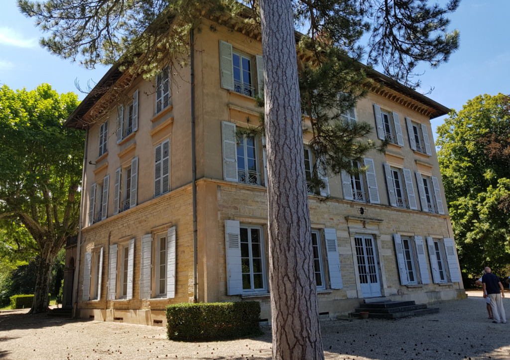 Maison De Maitre