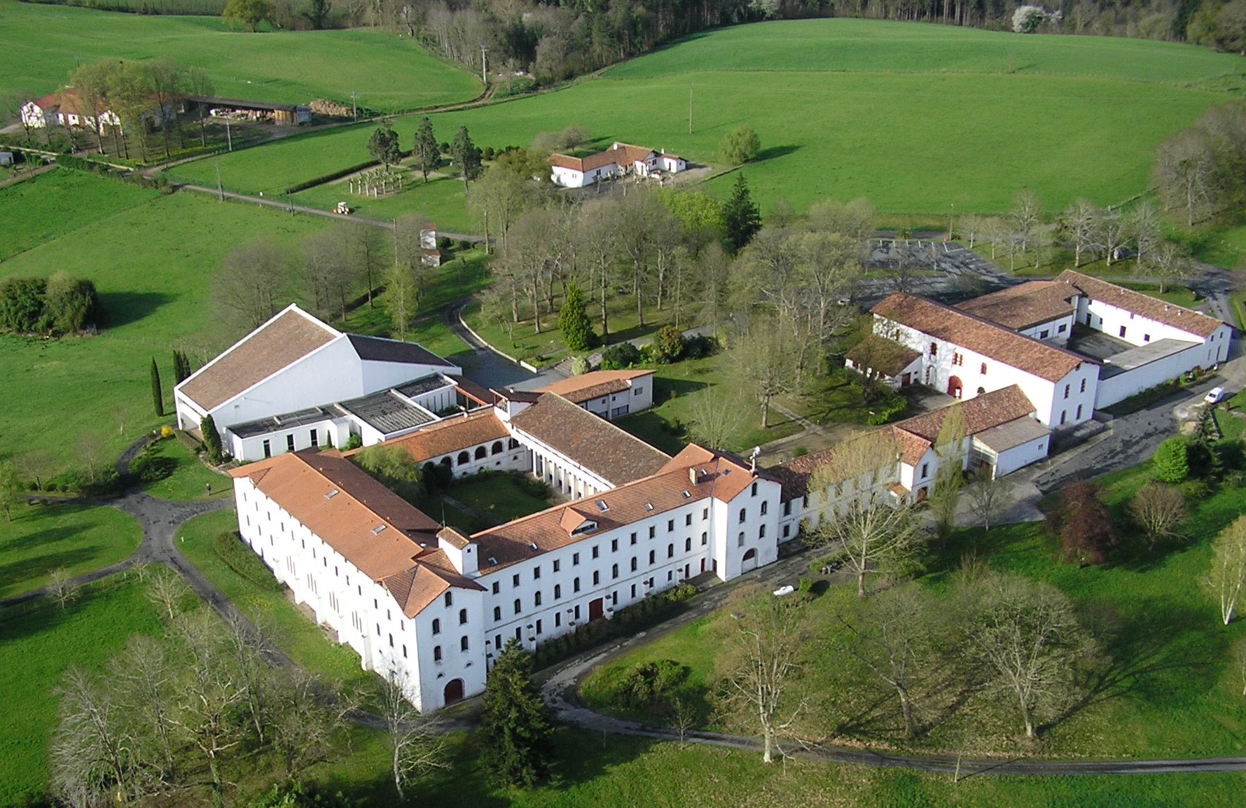 Abbaye de Belloc vue globale