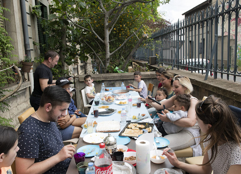 repas partagé lieux de vie